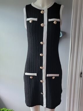 SHEIN Black and White Sleeveless Gold-Button Shift Dress